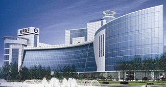 勝通重型倉(cāng)儲(chǔ)貨架出單中  路途再遠(yuǎn)也會(huì)保障質(zhì)量