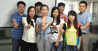 努力創(chuàng)新，團(tuán)結(jié)一致 記2015勝通倉儲年中總結(jié)大會