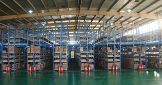 勝通倉儲定制汽配行業(yè)專用貨架，您已經(jīng)了解過了嗎？