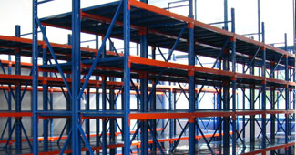 嘉欣絲綢在勝通倉儲，不只是采購絲綢專用貨架