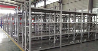 服裝行業(yè)倉庫，看勝通貨架如何妙招解決倉儲難題