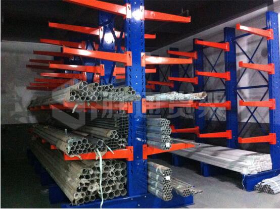 高儲(chǔ)存性能的倉儲(chǔ)貨架——懸臂式貨架