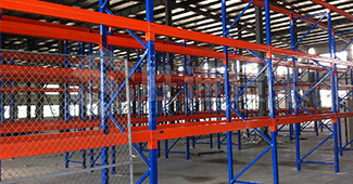 重型貨架應(yīng)該怎么設(shè)計？勝通貨架來教你。