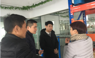 佛山市月月鳥紡織周總考察勝通貨架:選勝通倉儲選的就是品質(zhì)