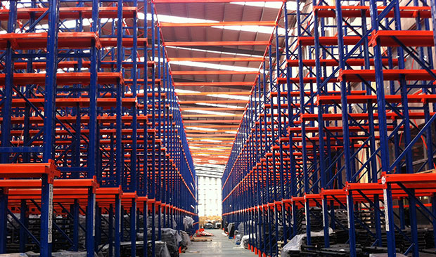 勝通倉(cāng)儲(chǔ)教您如何采購(gòu)倉(cāng)儲(chǔ)貨架