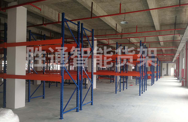 熱烈慶祝福建帝盛科技200多組重型橫梁貨架項目順利完工!