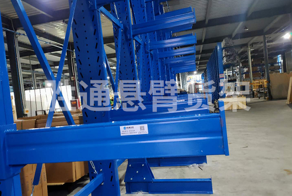 合適的才是最好的—嘉興安東尼技術(shù)玻璃公司懸臂貨架安裝圓滿成功