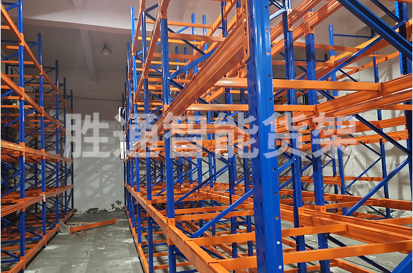 紹興致朗紡織品100多組重型格擋貨架成功交付使用