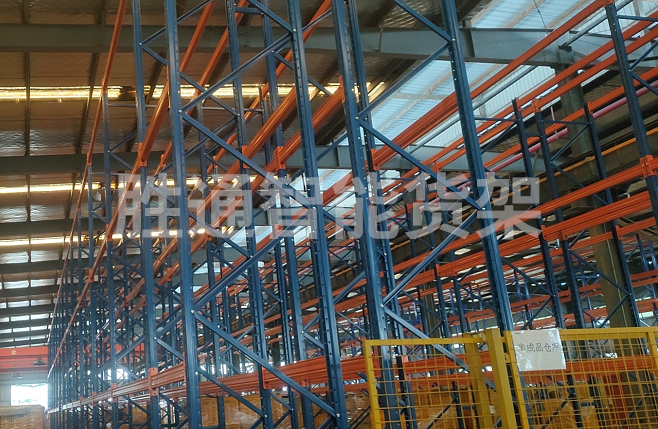 浙江金維克家庭用品：選重型橫梁貨架還是勝通可靠
