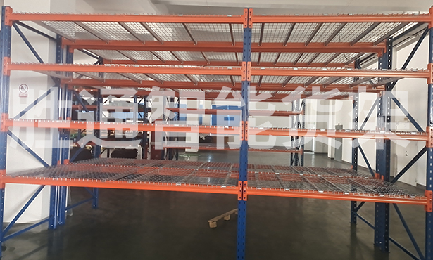 祝賀大器高分子材料200多組重型網(wǎng)層板貨架項(xiàng)目順利完工