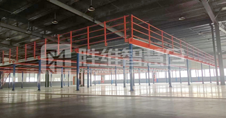 一款高性價(jià)比的鋼平臺(tái)貨架，讓臺(tái)州某泵業(yè)工廠大呼好用！