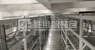 閣樓貨架助力企業(yè)實(shí)現(xiàn)倉(cāng)庫(kù)空間三維化存儲(chǔ)，提高存取效率
