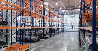 箱包企業(yè)存儲(chǔ)不再難，選對重型貨架是關(guān)鍵！