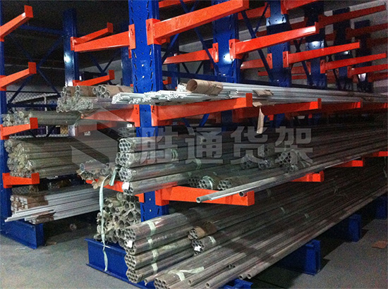 懸臂式倉儲(chǔ)貨架,懸臂式倉儲(chǔ)貨架的特點(diǎn).jpg 懸臂式倉儲(chǔ)貨架,懸臂式倉儲(chǔ)貨架的特點(diǎn).jpg