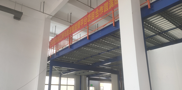 鹵江南-鋼平臺(tái)