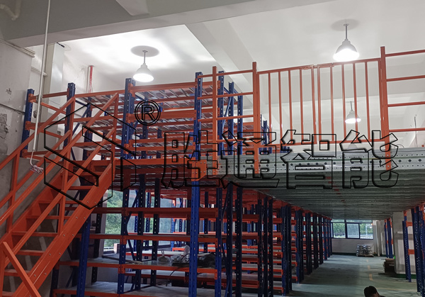 勝通閣樓貨架入駐浙江海盾倉庫，承重性強，儲存更驚人！