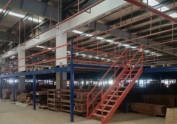 實(shí)木家具公司選購(gòu)倉(cāng)儲(chǔ)貨架，顧家只推薦勝通鋼平臺(tái)！