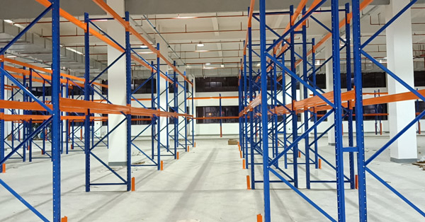 一款量身定制的重型貨架，讓永藝家具的倉庫變得更大！